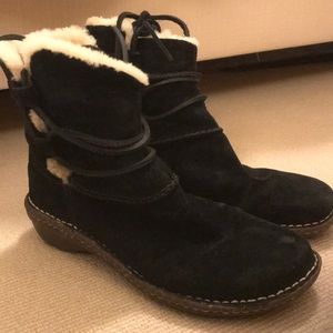 UGG women’s lace up boots